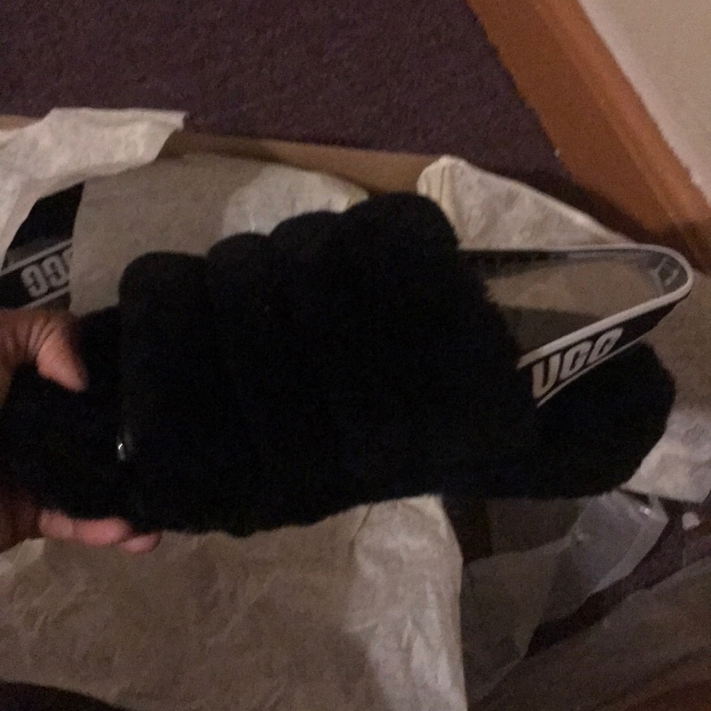 Uggs slippers